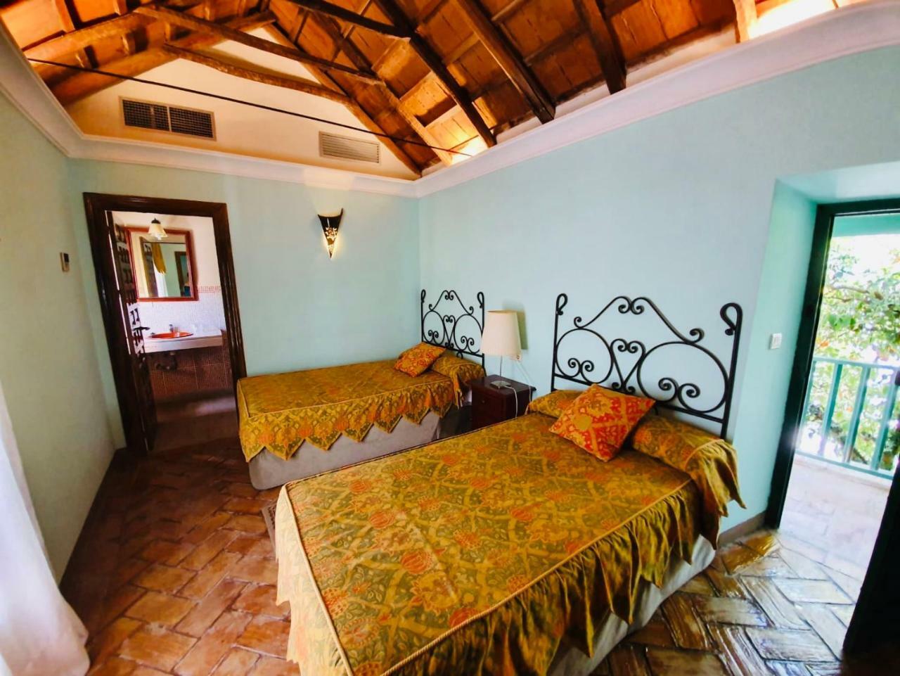 Granados Palacio Boutique Hotel Écija Екстериор снимка