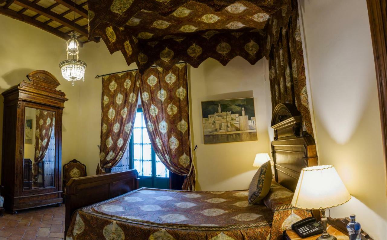 Granados Palacio Boutique Hotel Écija Екстериор снимка