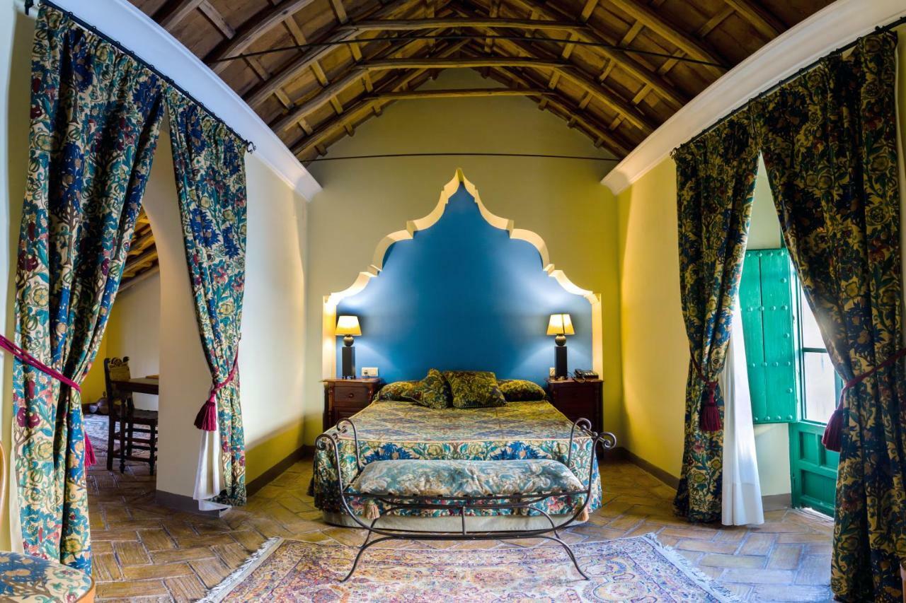 Granados Palacio Boutique Hotel Écija Екстериор снимка